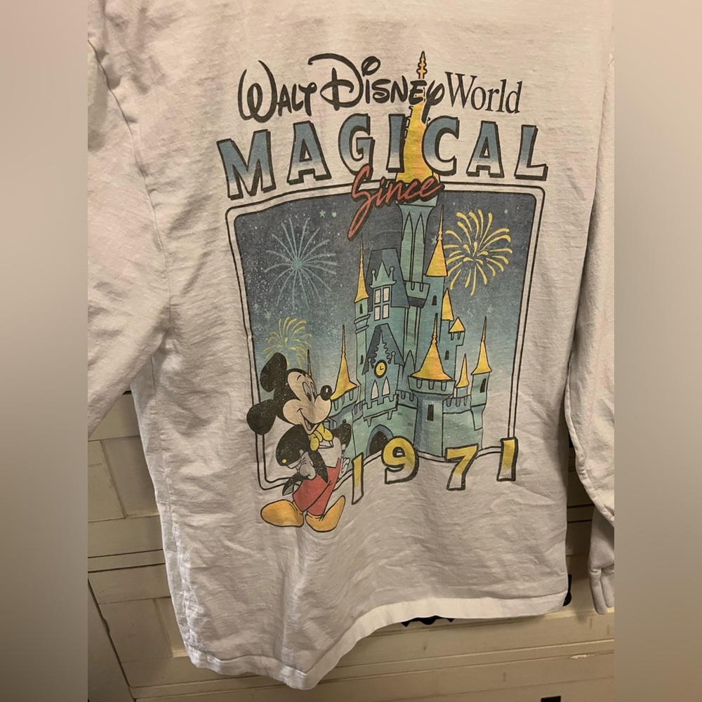 Walt Disney World vintage long sleeve top!
